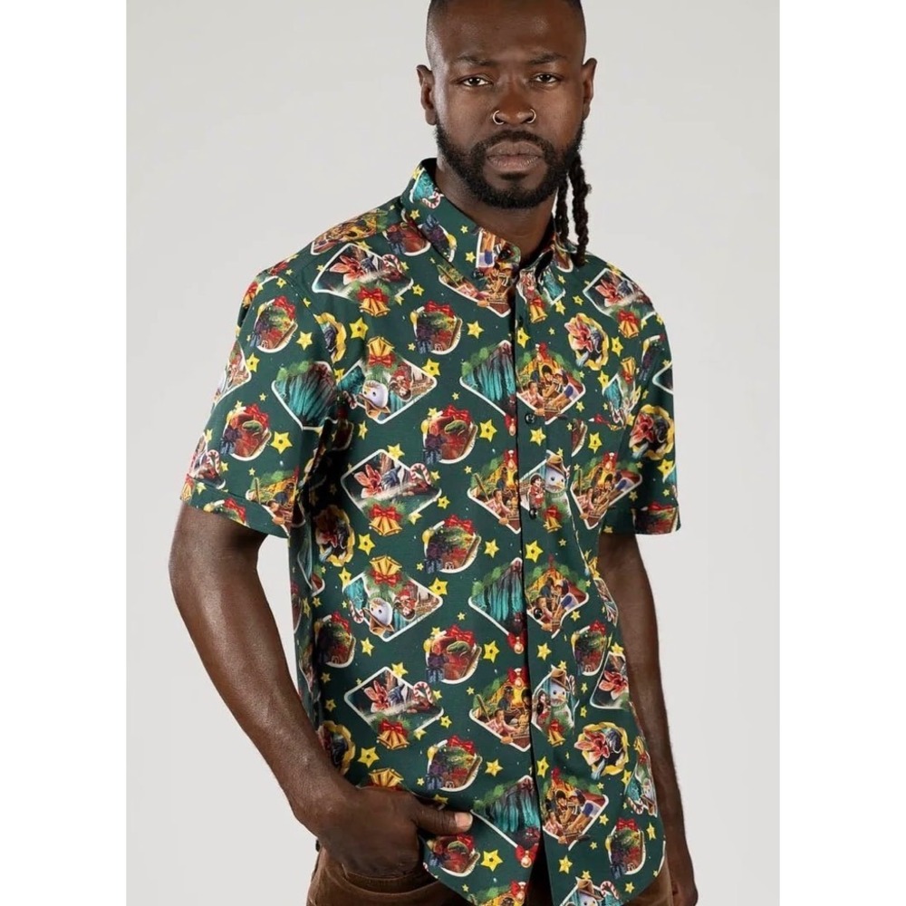 RSVLTS Button Down Shirt Men Medium Green Stranger Things Holiday Kunuflex Shirt